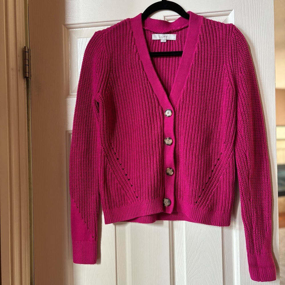 LOFT Fuchsia Button-Up Ribbed V-Neck Women's Cardigan - size small